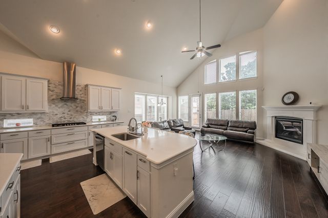 4032 Alpine Rose Court, Fort Worth, TX 76262