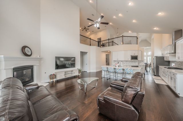 4032 Alpine Rose Court, Fort Worth, TX 76262