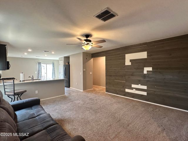 5992 S Antrim Loop, Tucson, AZ 85706