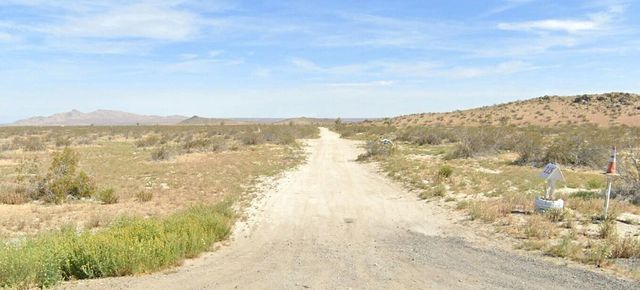 21500 E Avenue P4, Pearblossom, CA 93553