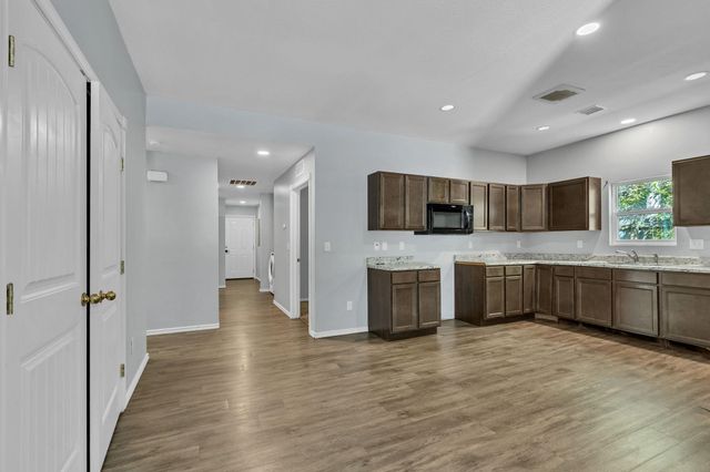 1143 N Estelle Ave., Wichita, KS 67214