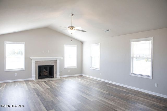 102 Michael Thomas Place, La Grange, NC 28551