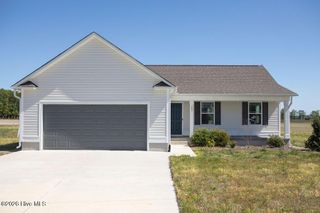 102 Michael Thomas Place, La Grange, NC 28551