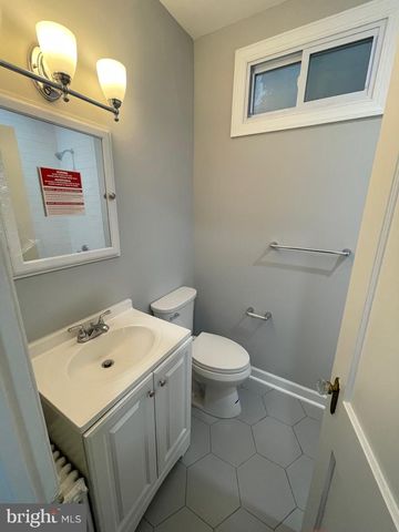 804 RANDOLPH ST NE, Washington, DC 20017