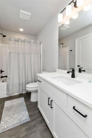 5716 Wildflower Drive S, Fargo, ND 58104