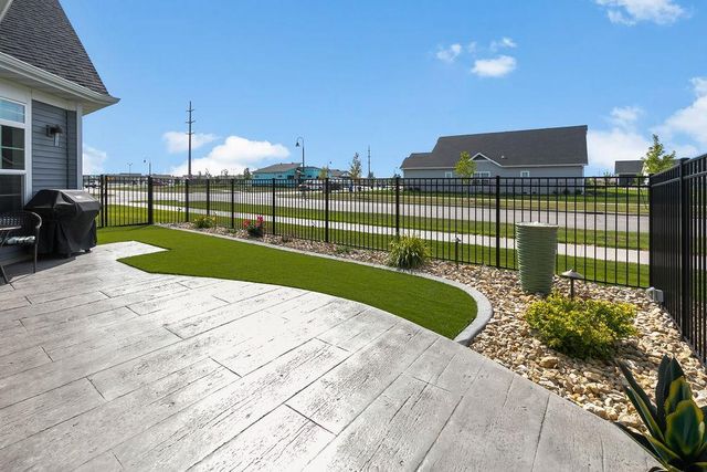 5716 Wildflower Drive S, Fargo, ND 58104