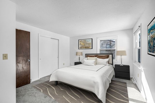 88 Basil Rd, Chicopee, MA 01020