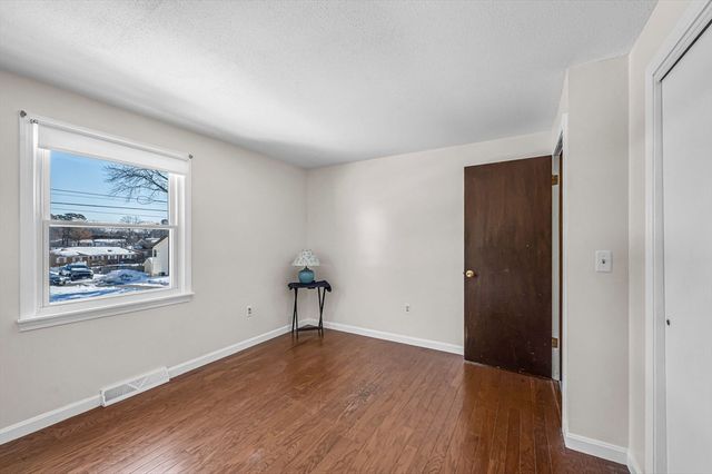 88 Basil Rd, Chicopee, MA 01020