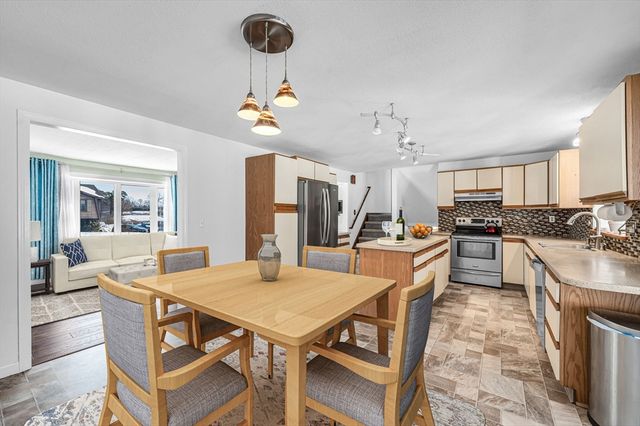 88 Basil Rd, Chicopee, MA 01020