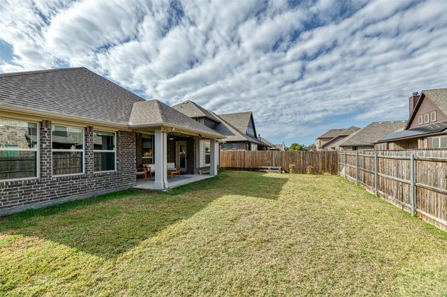 544 Wildriver Trail, Fort Worth, TX 76131