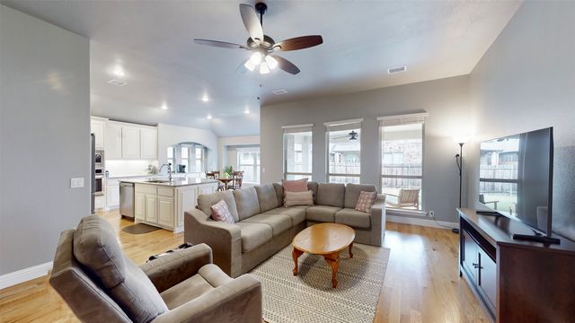 544 Wildriver Trail, Fort Worth, TX 76131