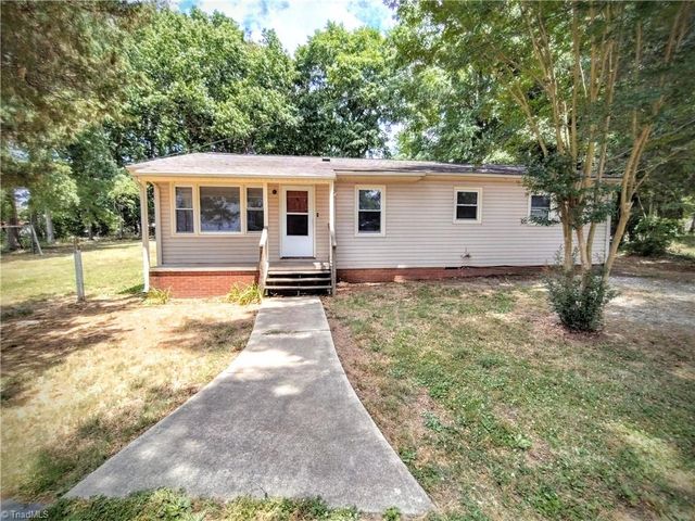 826 Graylyn Drive, High Point, NC 27263