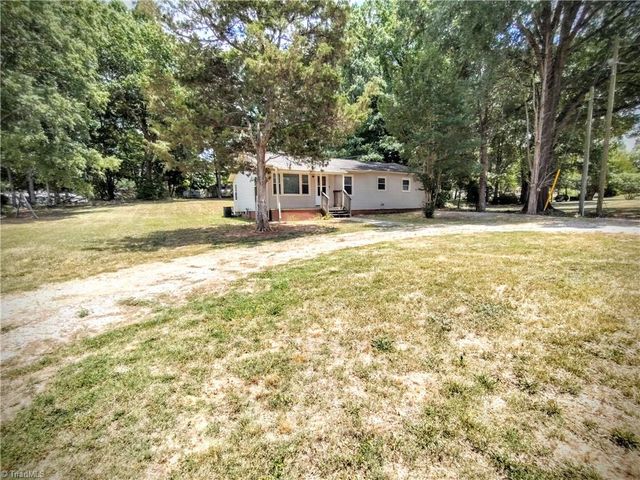 826 Graylyn Drive, High Point, NC 27263