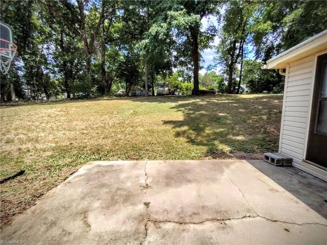 826 Graylyn Drive, High Point, NC 27263