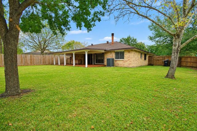 14203 Long River Court, Sugar Land, TX 77498