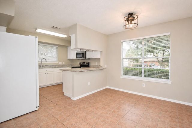 14203 Long River Court, Sugar Land, TX 77498