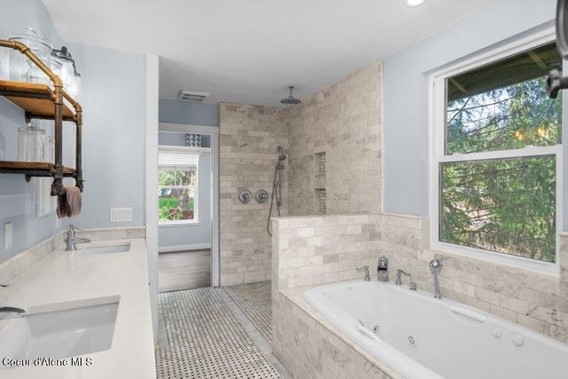14860 W Pauline TRL, Rathdrum, ID 83858
