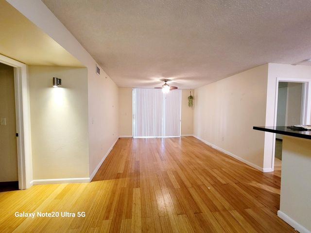12112 St. Andrews Place 210, Miramar, FL 33025