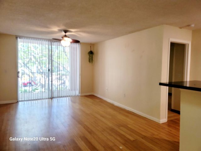 12112 St. Andrews Place 210, Miramar, FL 33025