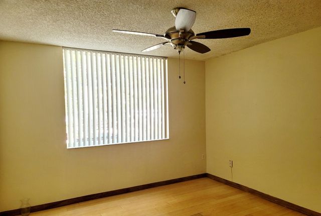 12112 St. Andrews Place 210, Miramar, FL 33025
