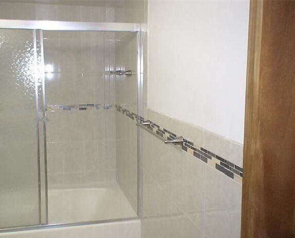 12112 St. Andrews Place 210, Miramar, FL 33025