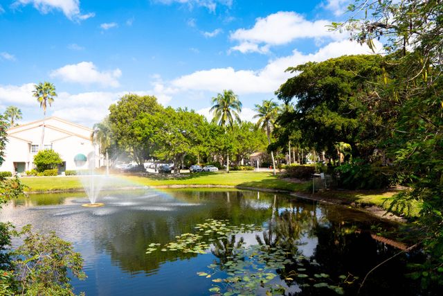 12112 St. Andrews Place 210, Miramar, FL 33025