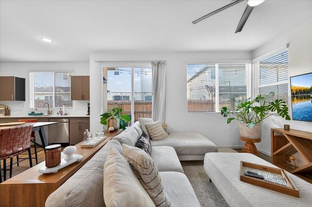 1956 Minarets Lane, Clovis, CA 93611