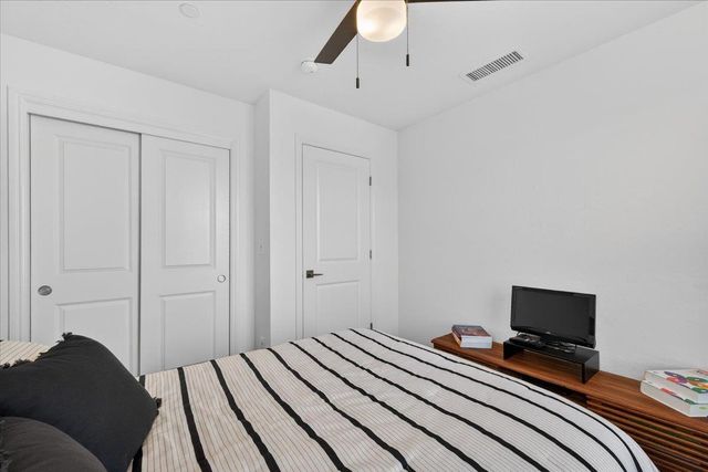 1956 Minarets Lane, Clovis, CA 93611