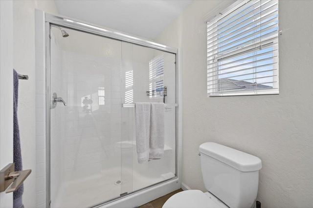 1956 Minarets Lane, Clovis, CA 93611