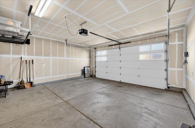 1956 Minarets Lane, Clovis, CA 93611