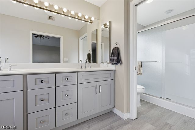 12421 Eagle Pointe CIR, Fort Myers, FL 33913