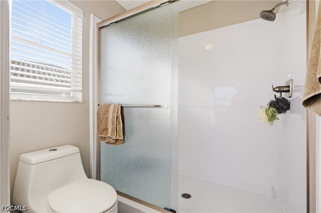 12421 Eagle Pointe CIR, Fort Myers, FL 33913