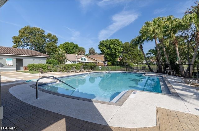 12421 Eagle Pointe CIR, Fort Myers, FL 33913