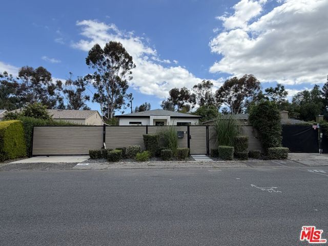 15122 Morrison Street, Sherman Oaks, CA 91403