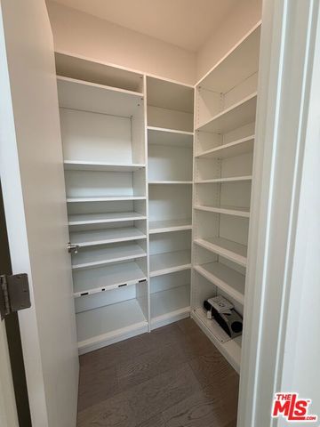 15122 Morrison Street, Sherman Oaks, CA 91403