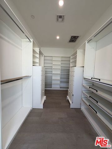 15122 Morrison Street, Sherman Oaks, CA 91403