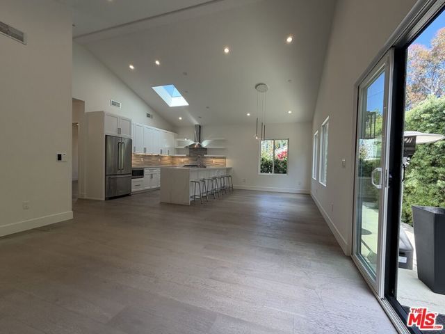 15122 Morrison Street, Sherman Oaks, CA 91403