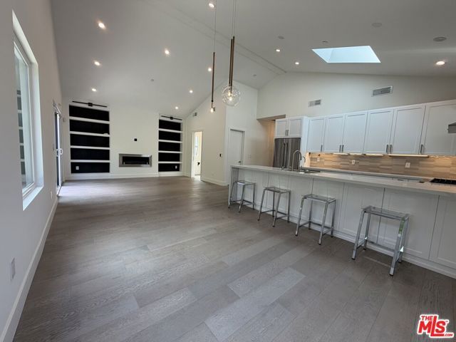 15122 Morrison Street, Sherman Oaks, CA 91403