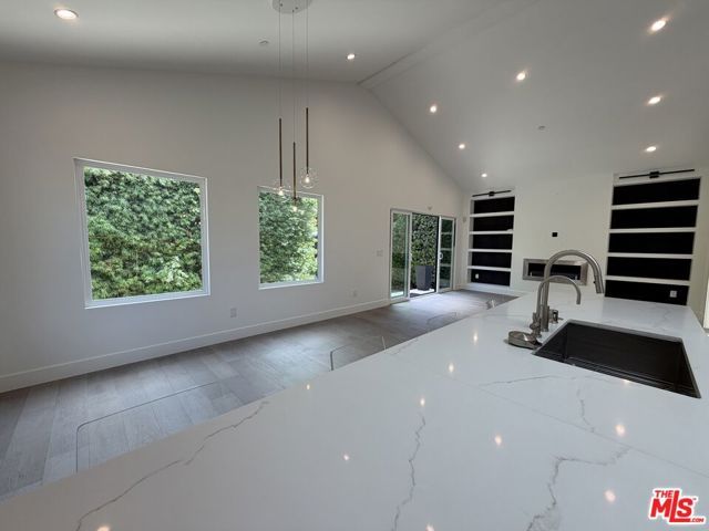 15122 Morrison Street, Sherman Oaks, CA 91403