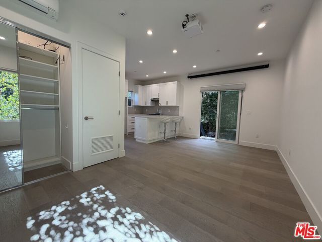 15122 Morrison Street, Sherman Oaks, CA 91403
