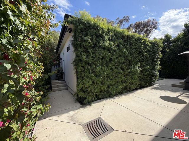 15122 Morrison Street, Sherman Oaks, CA 91403
