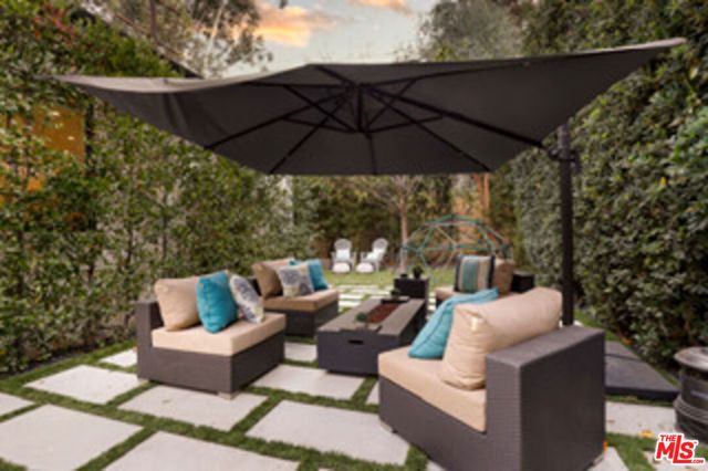 15122 Morrison Street, Sherman Oaks, CA 91403