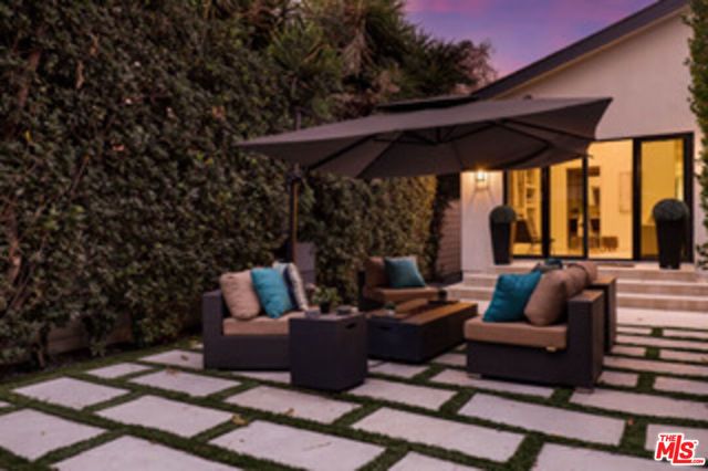 15122 Morrison Street, Sherman Oaks, CA 91403