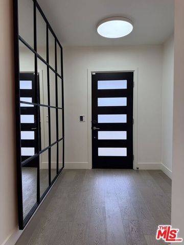 15122 Morrison Street, Sherman Oaks, CA 91403