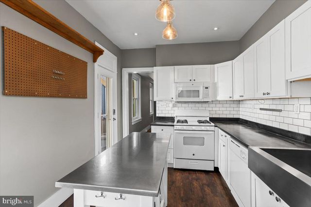 212 CHESTNUT ST, Lebanon, PA 17042