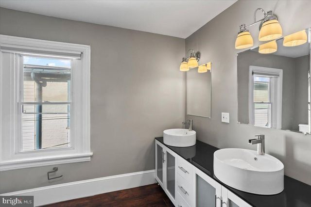 212 CHESTNUT ST, Lebanon, PA 17042