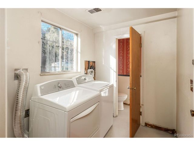 3021 S Valentia St, Denver, CO 80231