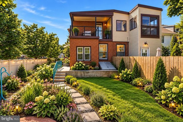 699 NEW HOLLAND AVE, Lancaster, PA 17602