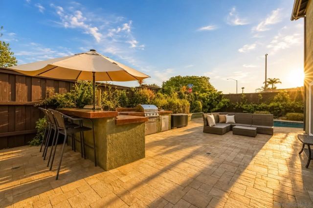 981 Robin Ct., San Marcos, CA 92078
