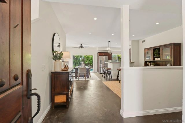 981 Robin Ct., San Marcos, CA 92078